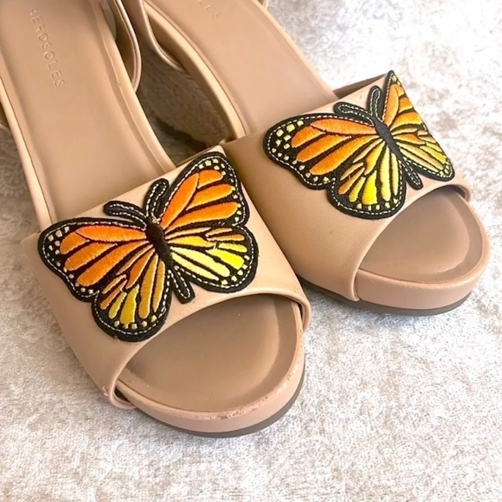 Brand New Aerosole Custom Butterfly Nude Beige Wedge Espadrille Heeled Sandals